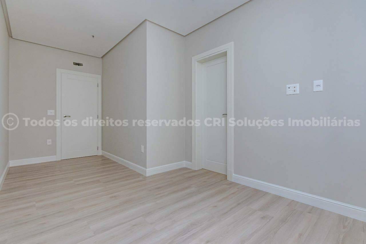 Foto do imóvel Aparatamento alto padrão à venda com 4 suítes e 3 vagas de garagem no La Belle Tour Residence em Balneário Camboriú