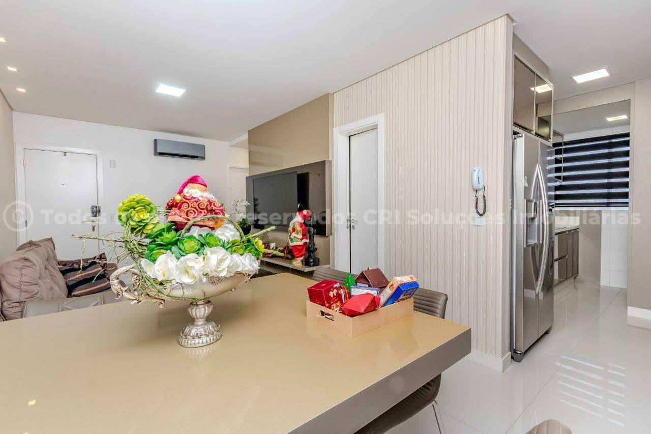 Foto do imóvel Apartamento no Edifício Jardim das Águas no Centro de Itajaí com 2 Quartos, 2 Suítes, Lavabo e 2 Vagas de Garagem, Mobiliado