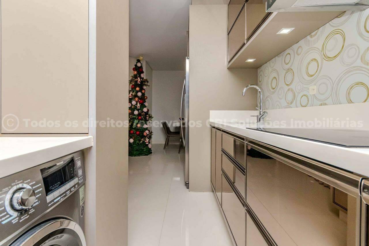 Foto do imóvel Apartamento no Edifício Jardim das Águas no Centro de Itajaí com 2 Quartos, 2 Suítes, Lavabo e 2 Vagas de Garagem, Mobiliado
