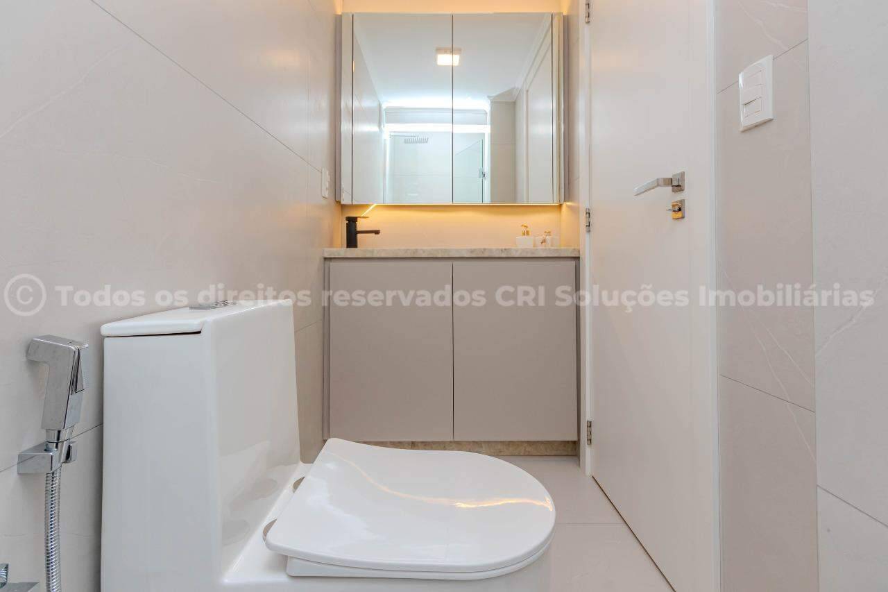Foto do imóvel Apartamento com 3 dormitórios no Edifício Albany em Balneário Camboriú