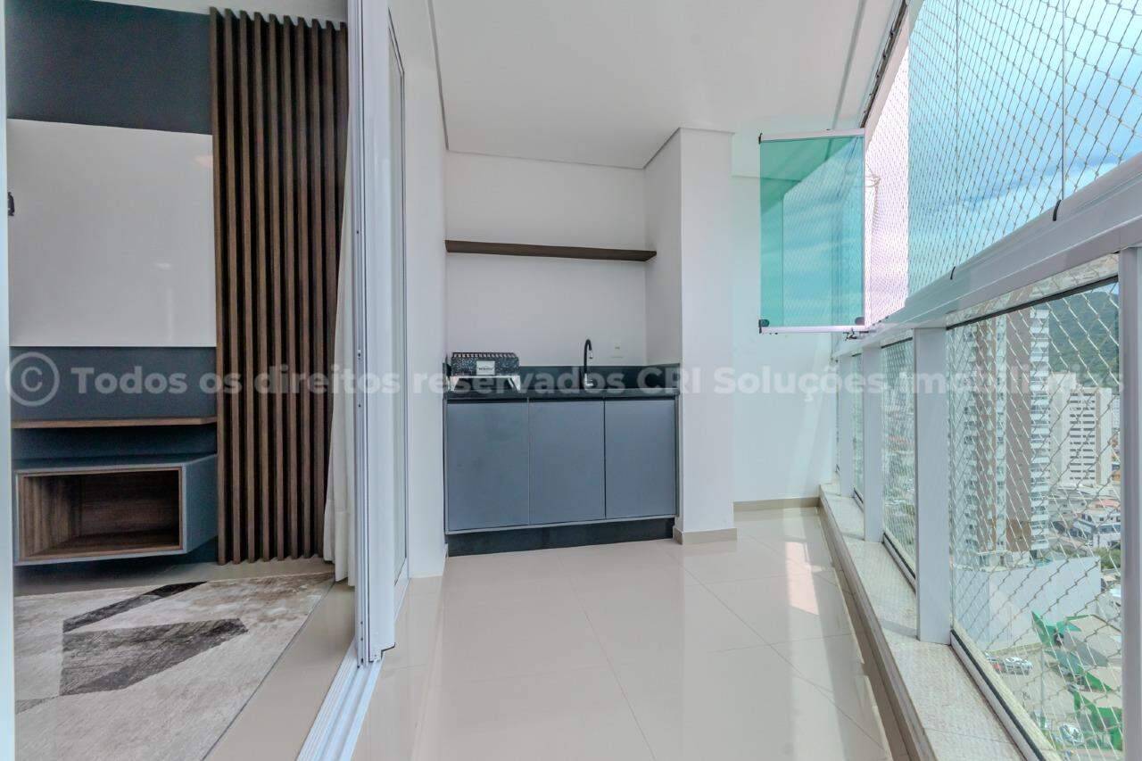 Foto do imóvel Edifício LaVilla Santangelo – Apartamento no Centro de Itajaí com 3 Quartos, 3 Suítes, 4 Banheiros e 2 Vagas de Garagem