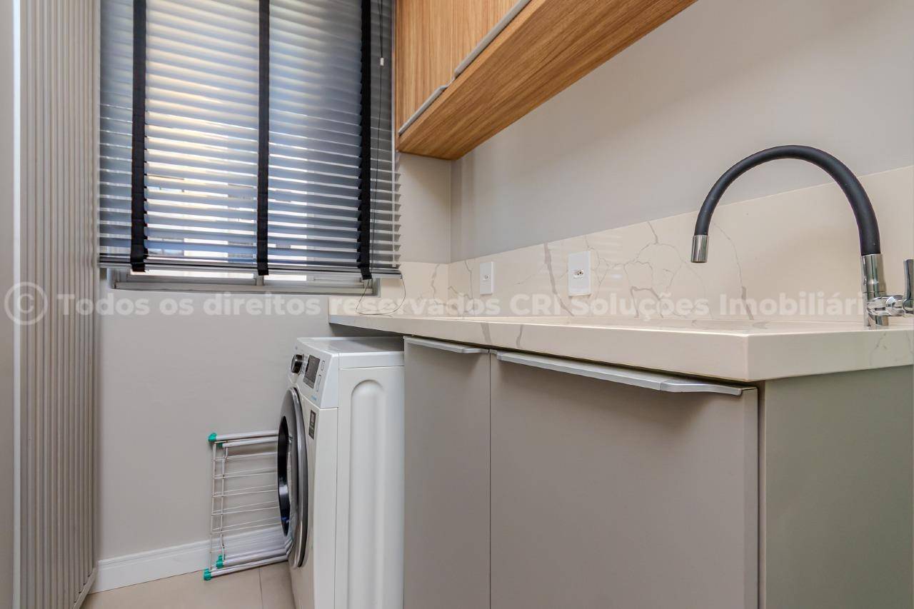 Foto do imóvel Apartamento Mobiliado com Vista para o Mar no Edifício Saint Tropez – 65m², 2 Quartos (1 Suíte), Lazer Completo e Garagem