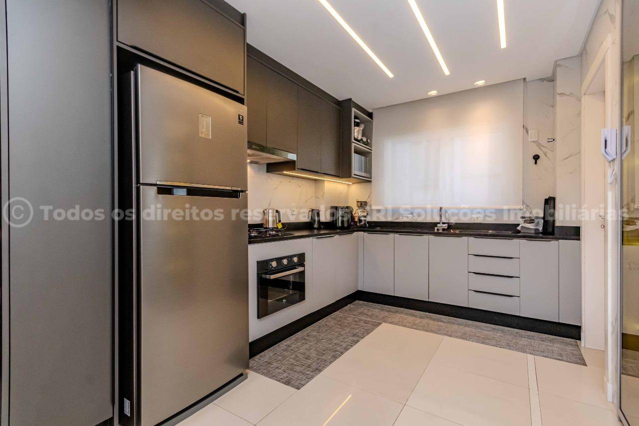 Foto do imóvel Apartamento no Edifício Spazio del Mare no Centro de Balneário Camboriú – 67m² com 2 Suítes