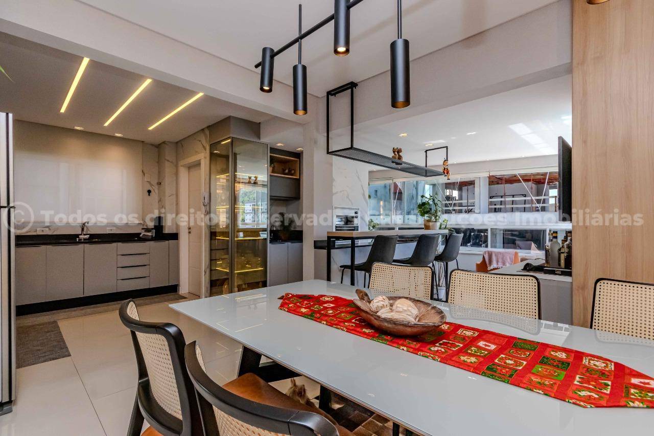Foto do imóvel Apartamento no Edifício Spazio del Mare no Centro de Balneário Camboriú – 67m² com 2 Suítes