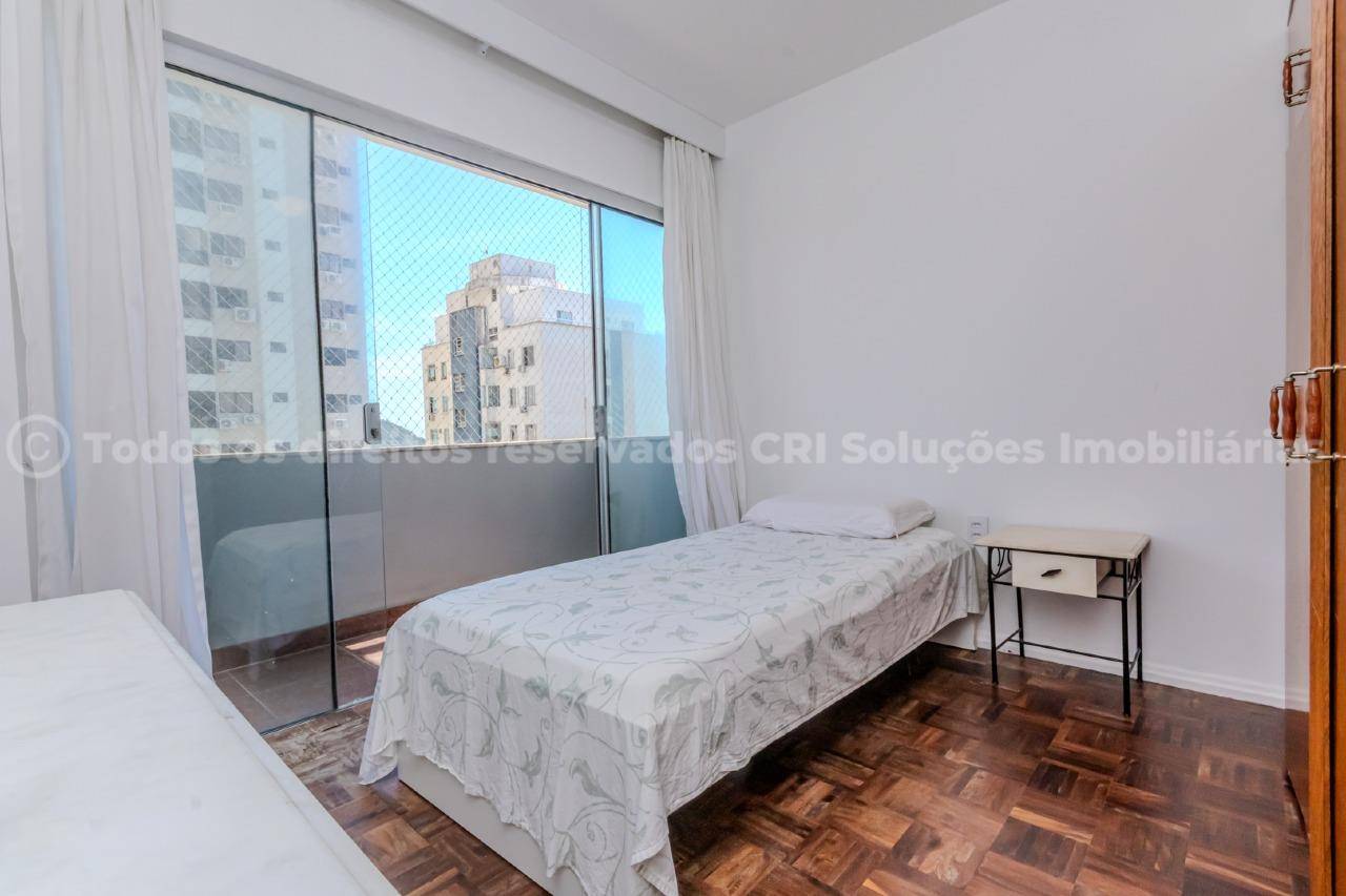 Foto do imóvel Edifício Paraíso – Apartamento Mobiliado com Vista para o Mar, 4 Quartos, 2 Suítes, 200 m² e 2 Elevadores em Balneário Camboriú