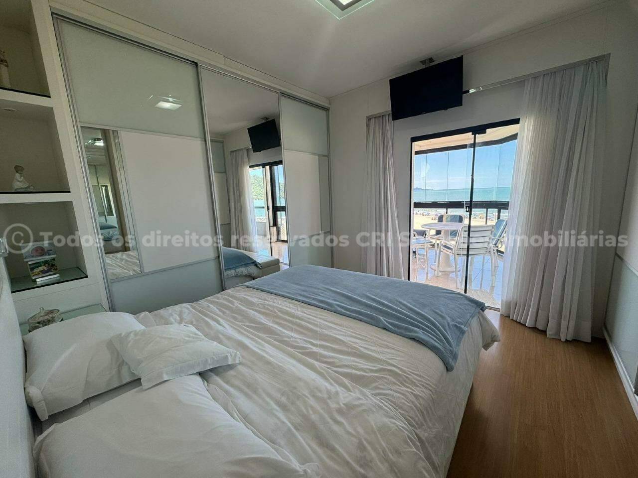 Foto do imóvel Apartamento Joana do Mar – 3 Suítes, 3 Quartos, 5 Banheiros, 2 Vagas, Mobiliado, Vista para o Mar