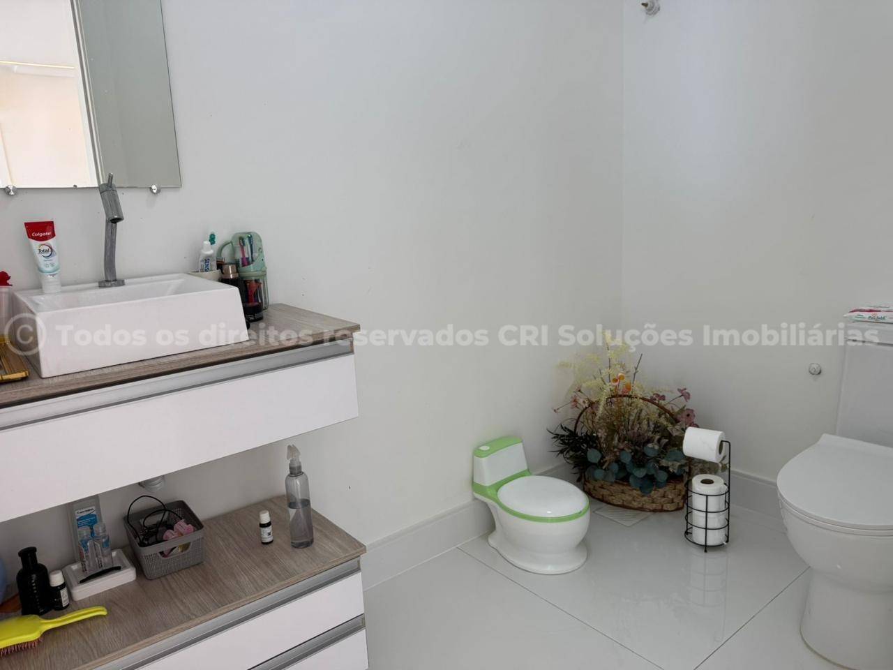 Foto do imóvel Apartamento a venda no Edificio Emerald Bay Residence com 04 quartos sendo 04 suites em Itapema Meia Praia