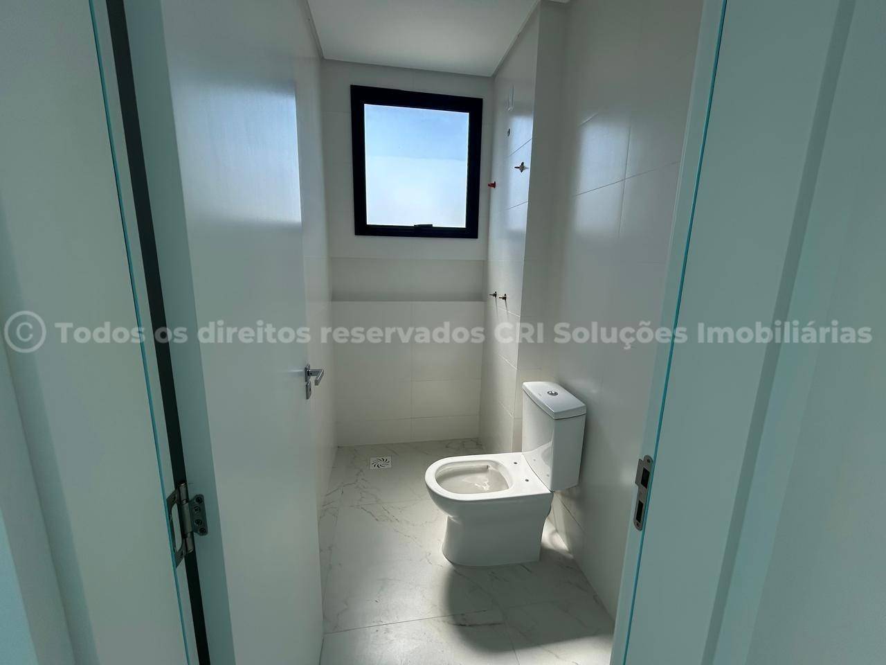 Foto do imóvel Apartamento a venda no Edificio Duquesa de Windsor com 02 quartos sendo 01 suite em Porto Belo Balneario Pereque
