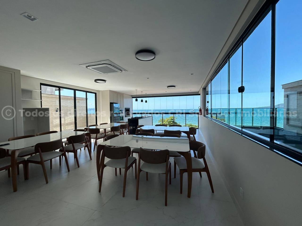 Foto do imóvel Apartamento a venda no Edificio Duquesa de Windsor com 02 quartos sendo 01 suite em Porto Belo Balneario Pereque