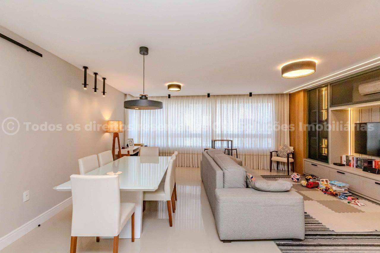 Foto do imóvel Rio de Siena Balneário Camboriú: Apartamento com 3 Quartos, 3 Suítes, 4 Banheiros e Área de Lazer Completa