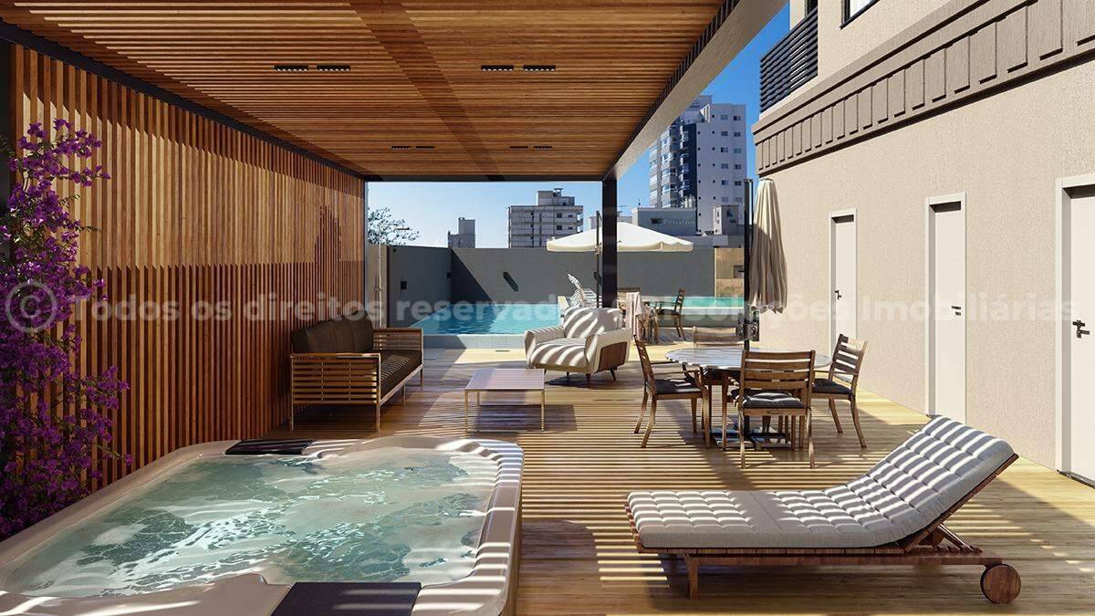Apartamento no Edifício Petit Trianon com 03 Suítes em Itapema na Meia Praia