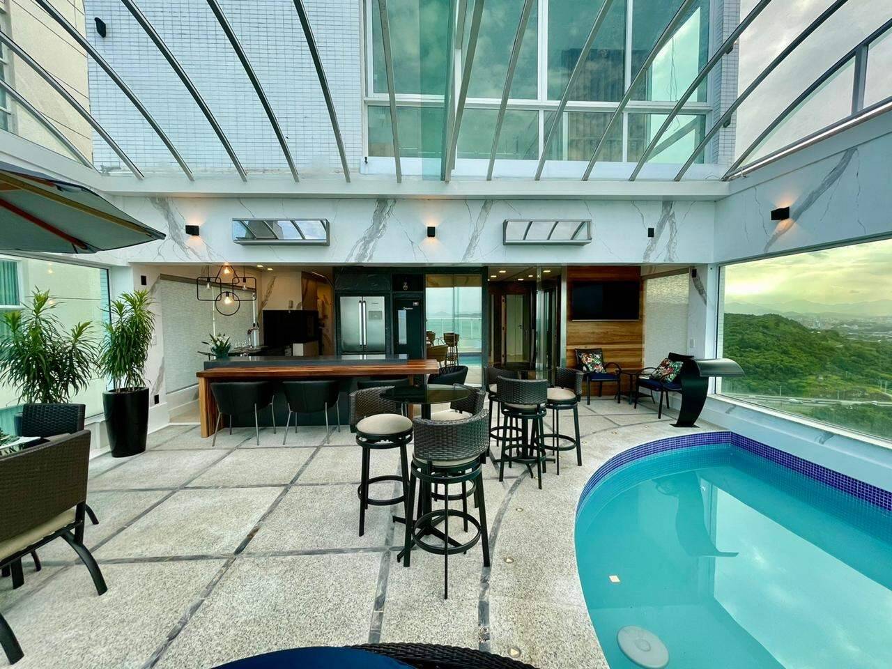 [Edificio] Cobertura à venda Summer Beach Residence: Piscina privativa cobertura Summer Beach