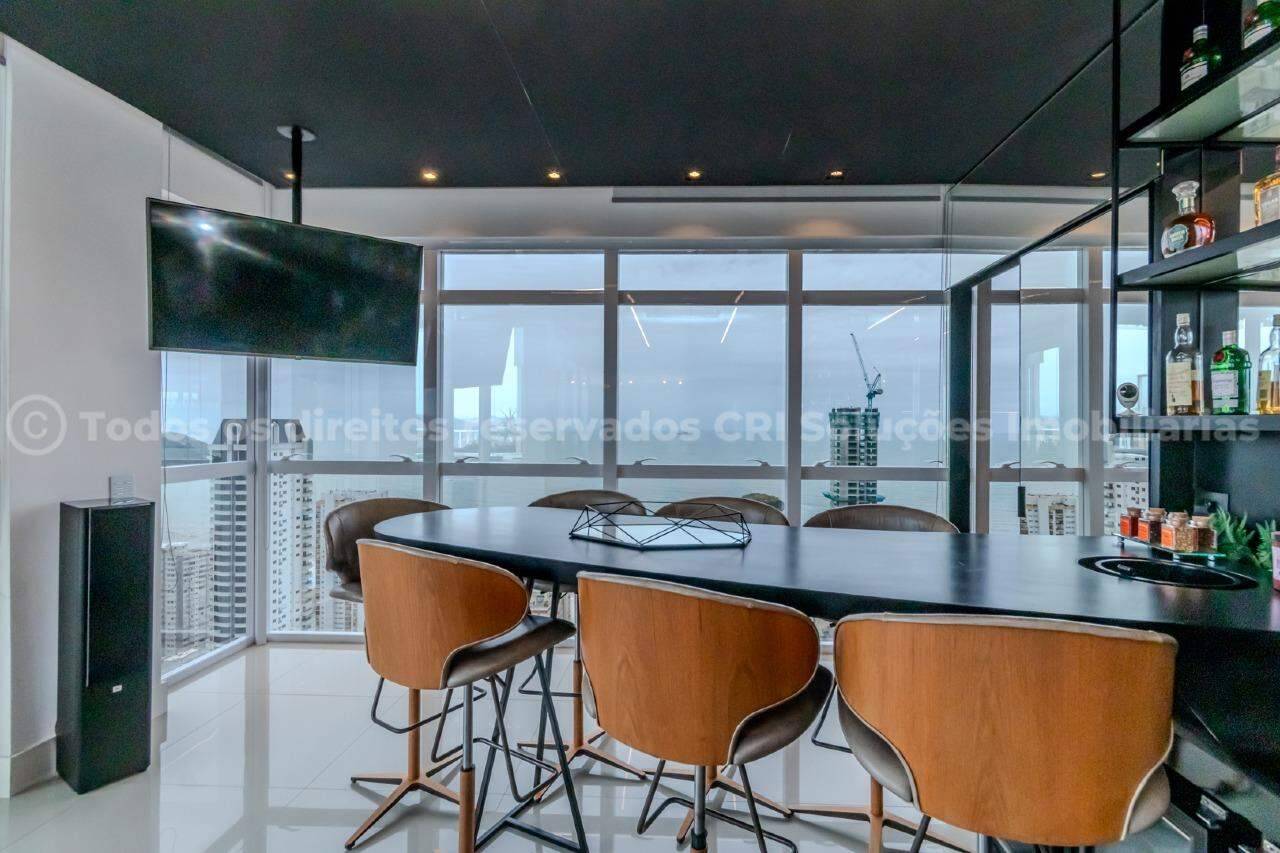 Foto do imóvel Cobertura exclusiva com 4 suítes no Centro de Balneário Camboriú 