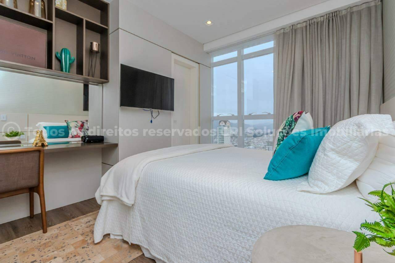 Foto do imóvel Cobertura exclusiva com 4 suítes no Centro de Balneário Camboriú 