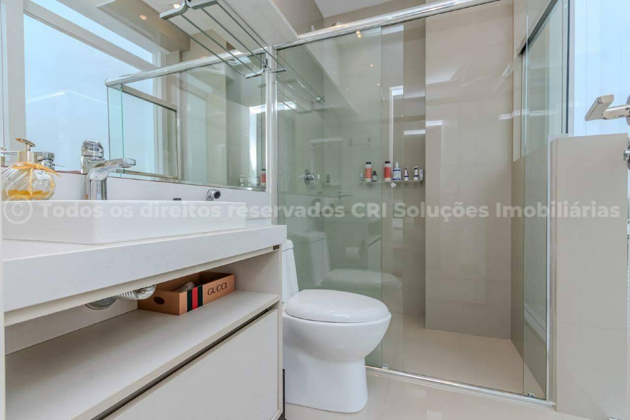 Foto do imóvel Cobertura exclusiva com 4 suítes no Centro de Balneário Camboriú 