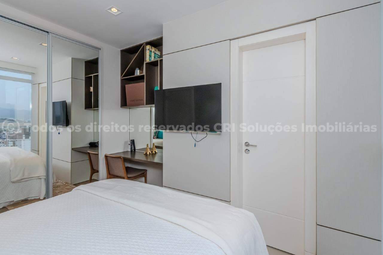 Foto do imóvel Cobertura exclusiva com 4 suítes no Centro de Balneário Camboriú 