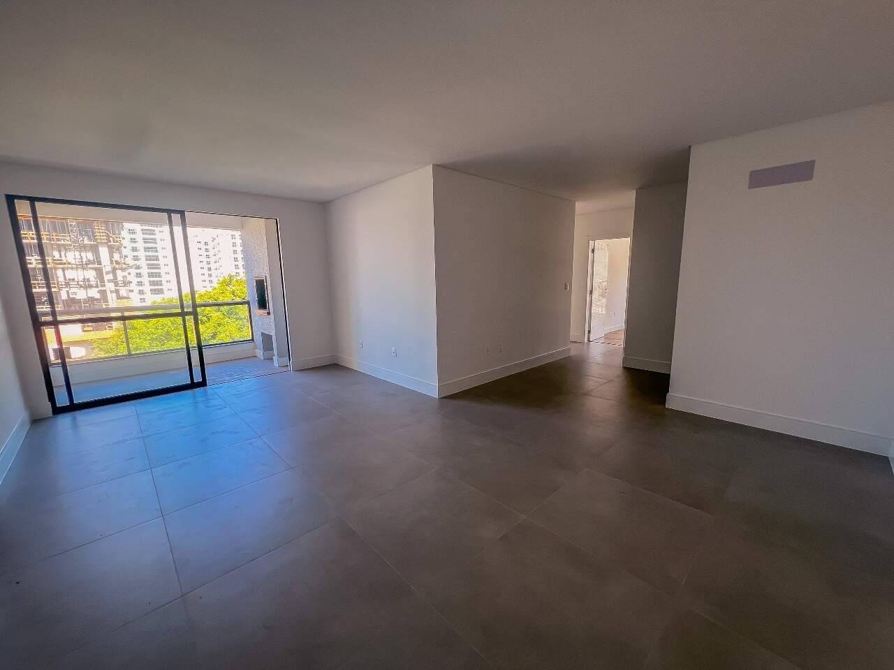 Foto do imóvel Apartamento 3 dormitórios no Residencial Ilha de Maui na Praia Brava Itajaí | Vida na praia