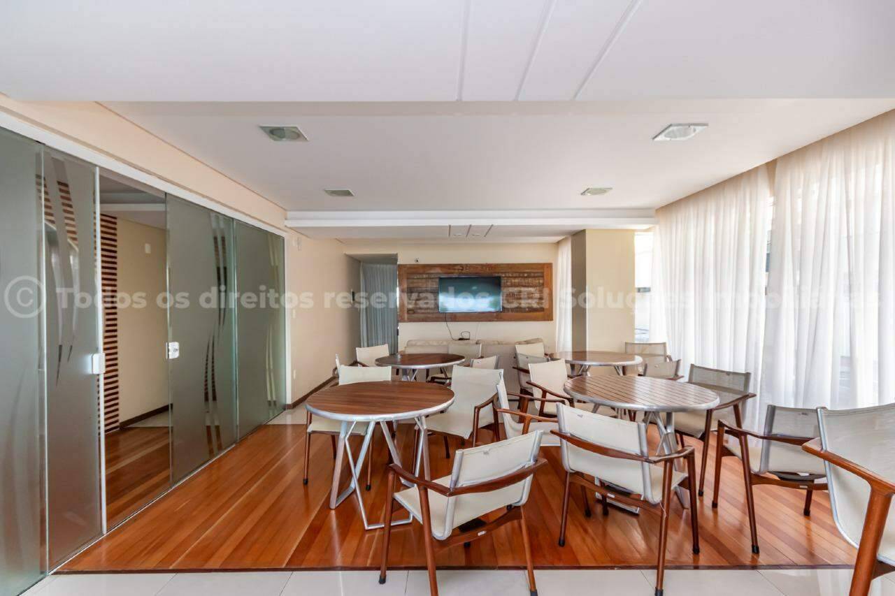 Foto do imóvel Apartamento Vista Mar com 04 Dormitórios á venda no Edifício Princess em Balneário Camboriú