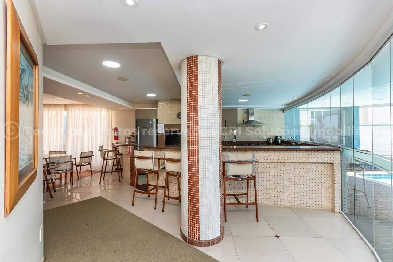 Foto do imóvel Apartamento Vista Mar com 04 Dormitórios á venda no Edifício Princess em Balneário Camboriú