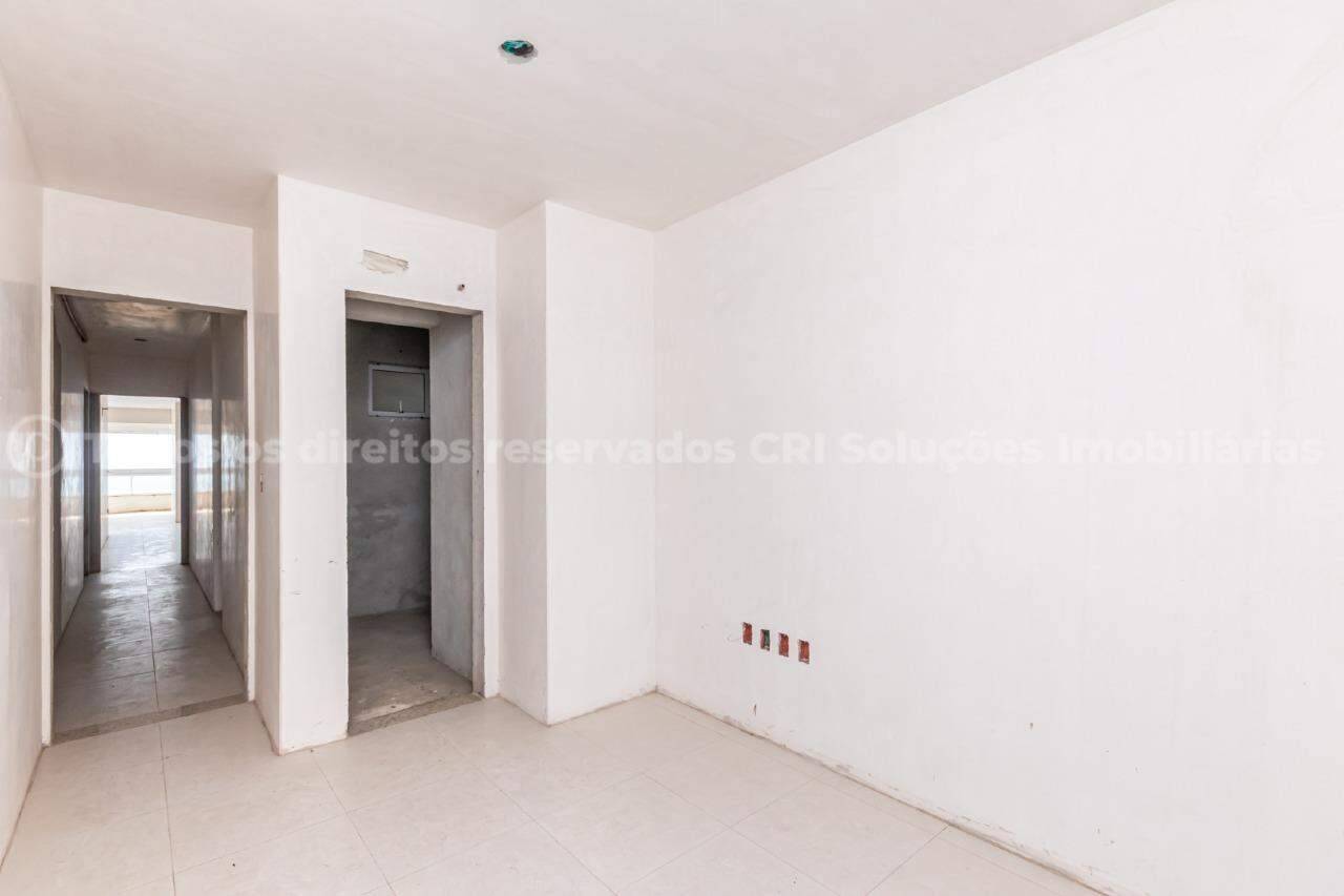 Foto do imóvel Apartamento Vista Mar com 04 Dormitórios á venda no Edifício Princess em Balneário Camboriú