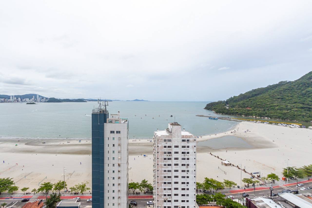 Foto do imóvel Apartamento Mobiliado com 03 suítes á vendas no Edifício Marina Palace em Balneário Camboriú