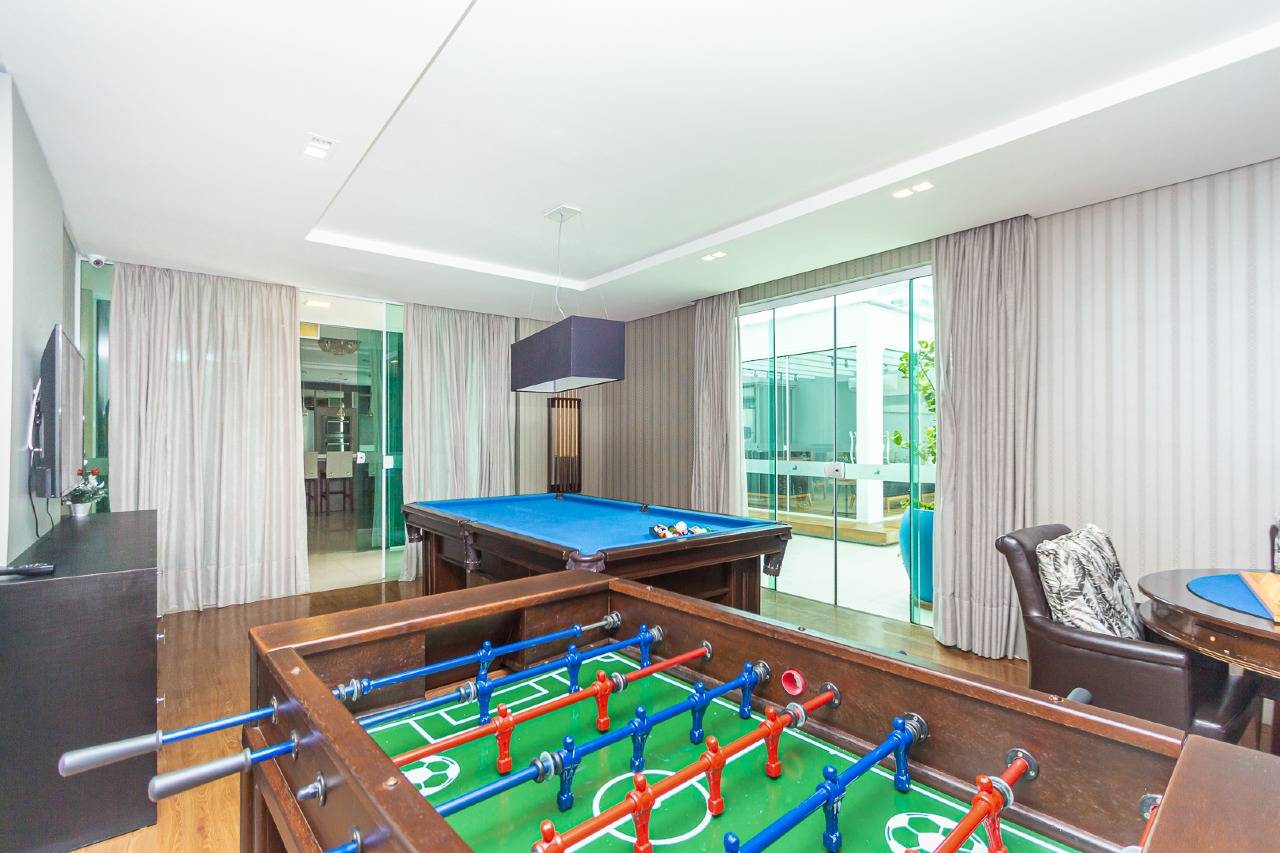 Foto do imóvel Apartamento Mobiliado com 03 suítes á vendas no Edifício Marina Palace em Balneário Camboriú