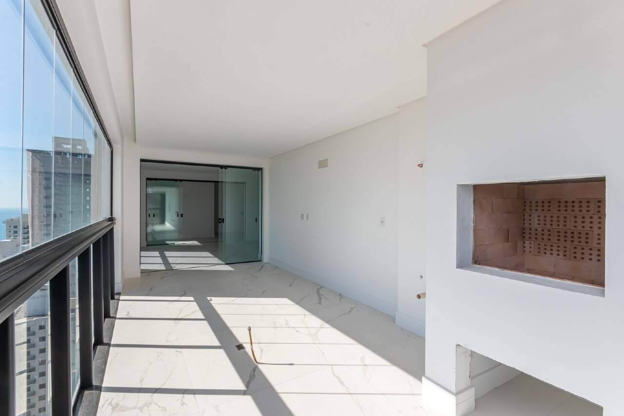Foto do imóvel Apartamento 4 Suítes à Venda no Edifício Doha Tower – Meia Praia-Itapema