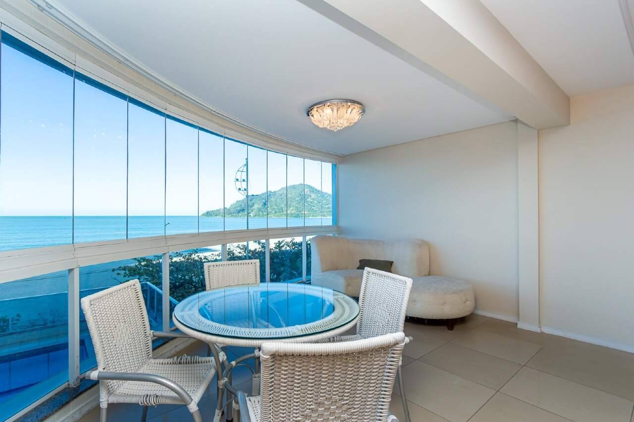 Foto do imóvel Apartamento de Frente para o Mar no Number One em Balneário Camboriú