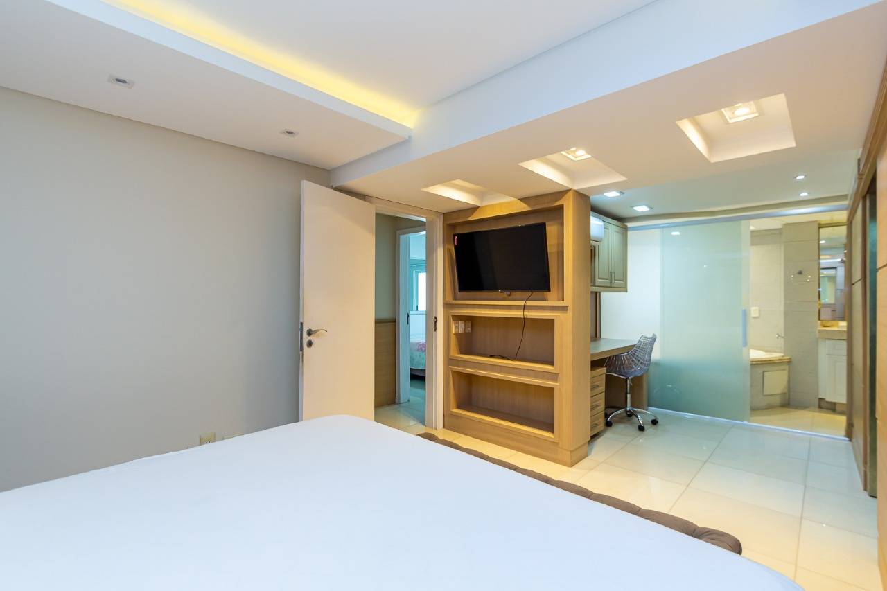 Foto do imóvel Apartamento de Frente para o Mar no Number One em Balneário Camboriú