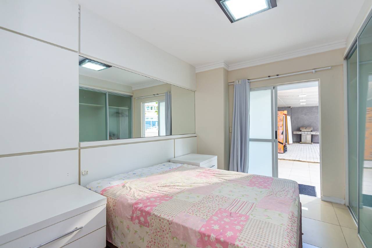 Foto do imóvel Apartamento de Frente para o Mar no Number One em Balneário Camboriú
