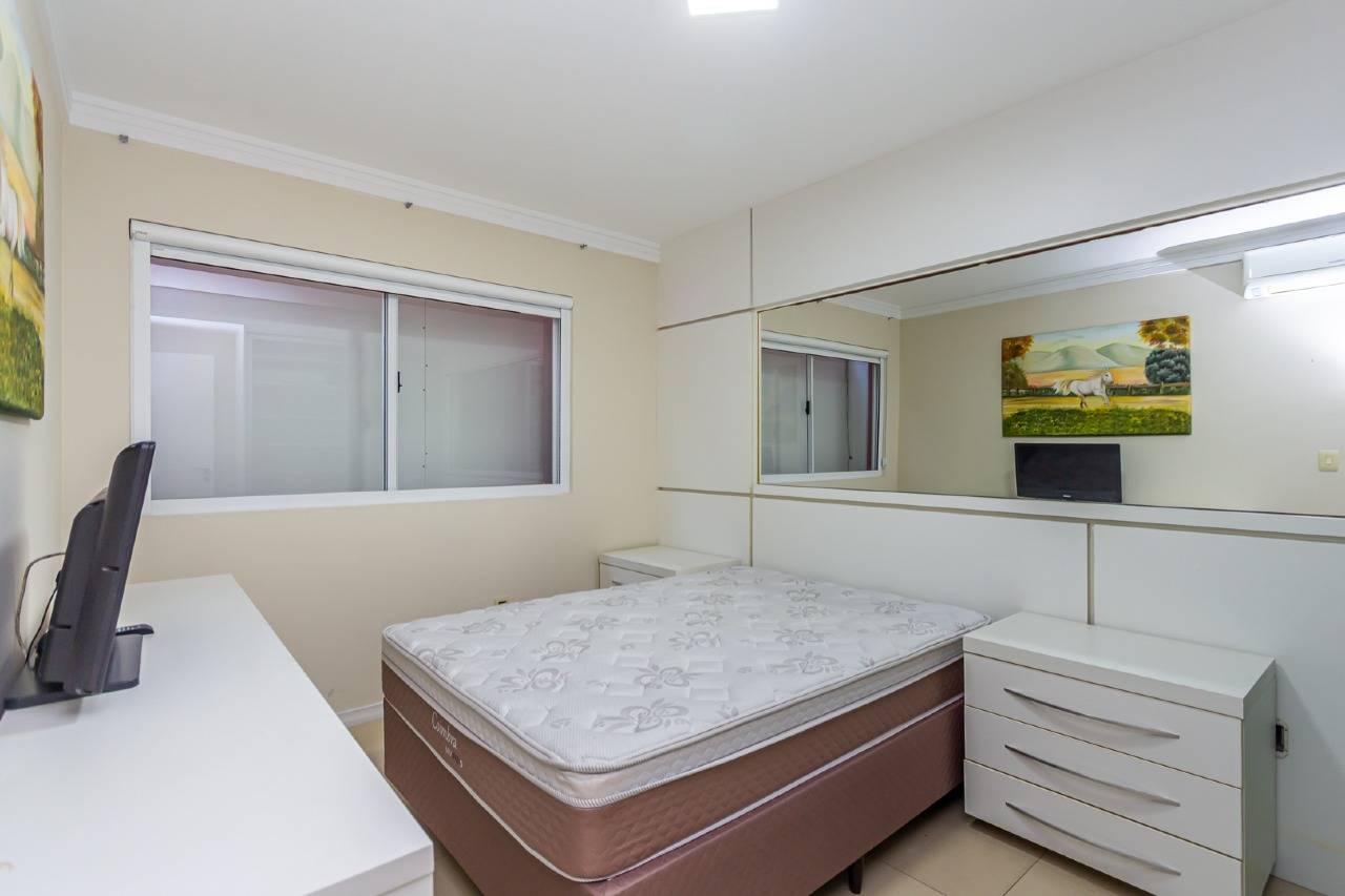 Foto do imóvel Apartamento de Frente para o Mar no Number One em Balneário Camboriú