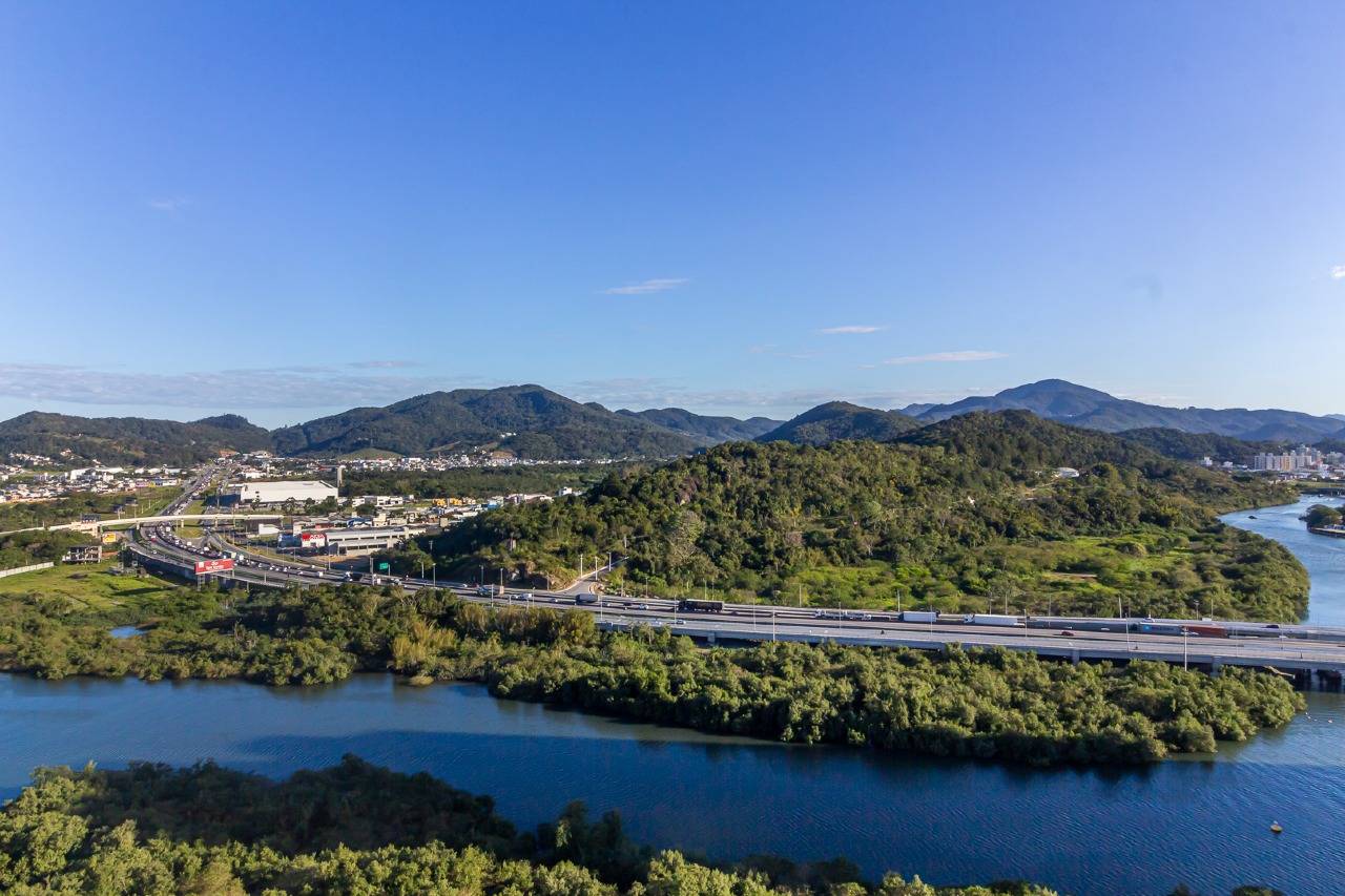 Foto do imóvel Apartamento 4 Suítes no Edifício Mirante das Águas Barra Sul Balneário Camboriú
