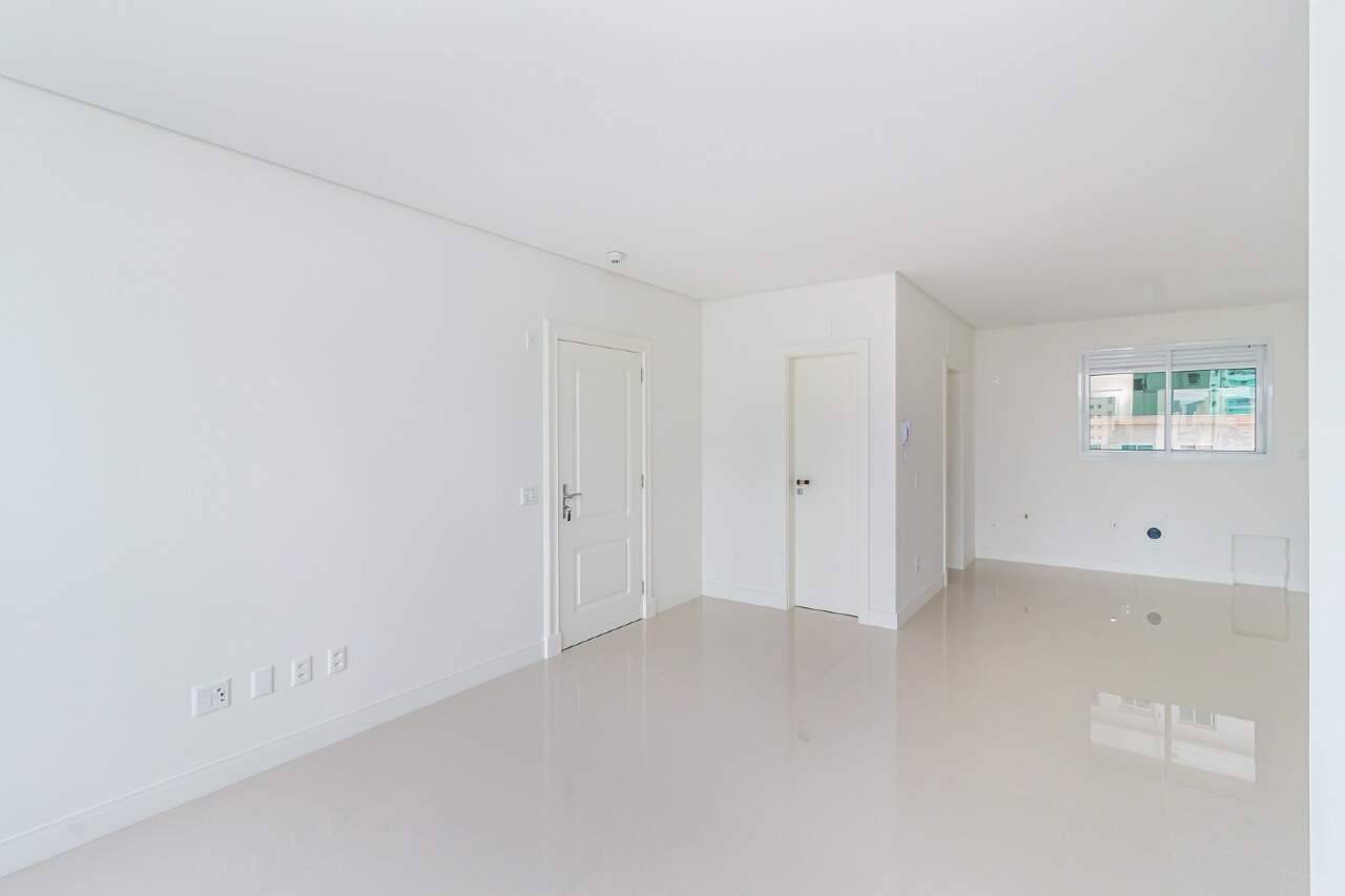 Foto do imóvel Apartamento com 03 Suítes á venda no Edifício Hamptons em Balneário Camboriú