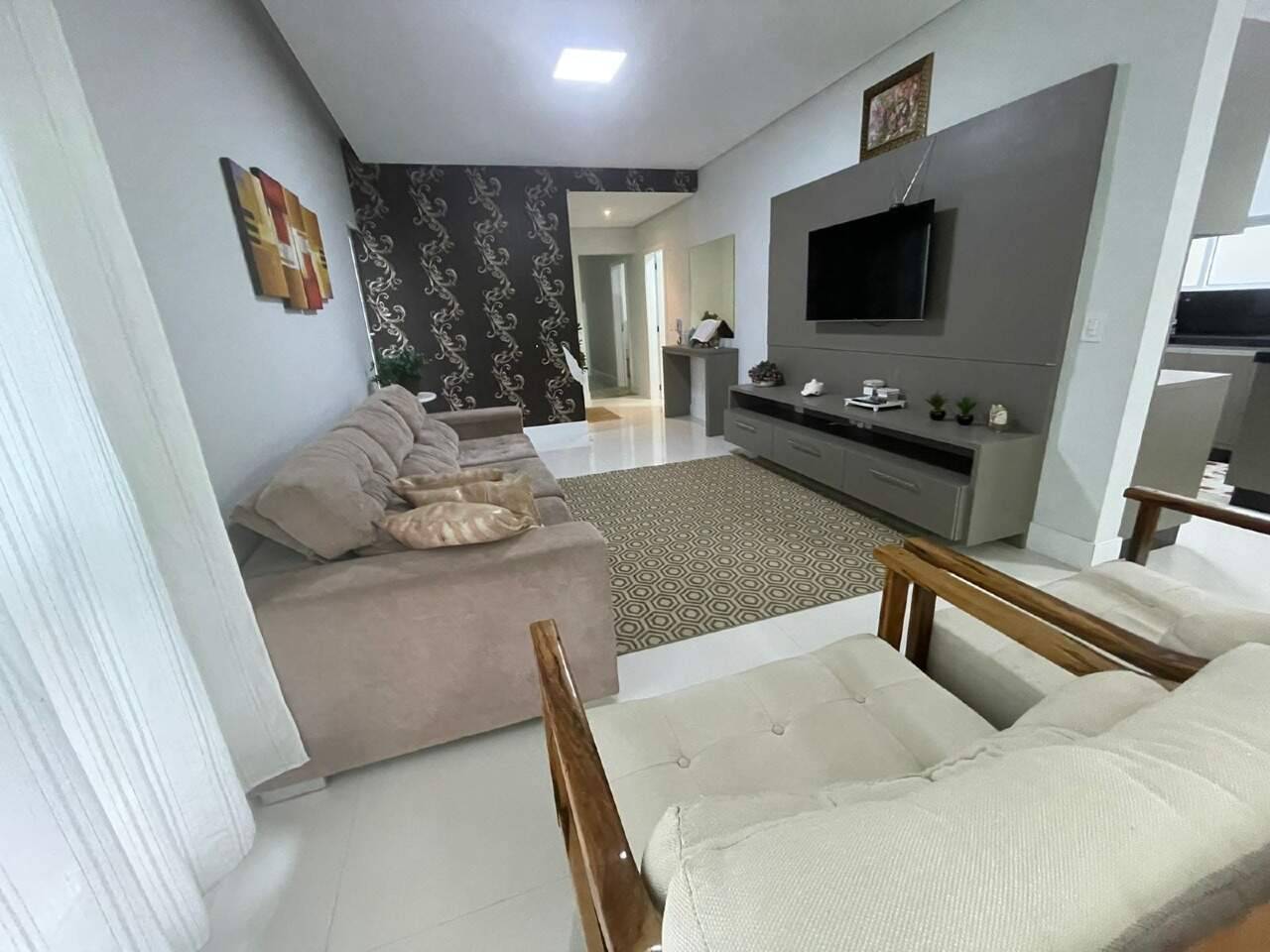 Foto do imóvel Apartamento a venda no Edificio Salinas com 04 Quartos sendo 01 Suite em Itapema Meia Praia
