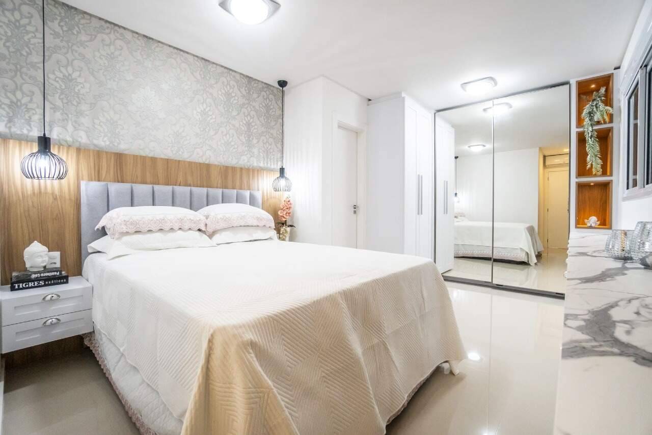Foto do imóvel Apartamento Decorado no Edifício Villa Castelli com 04 Suítes á venda em Balneário Camboriú