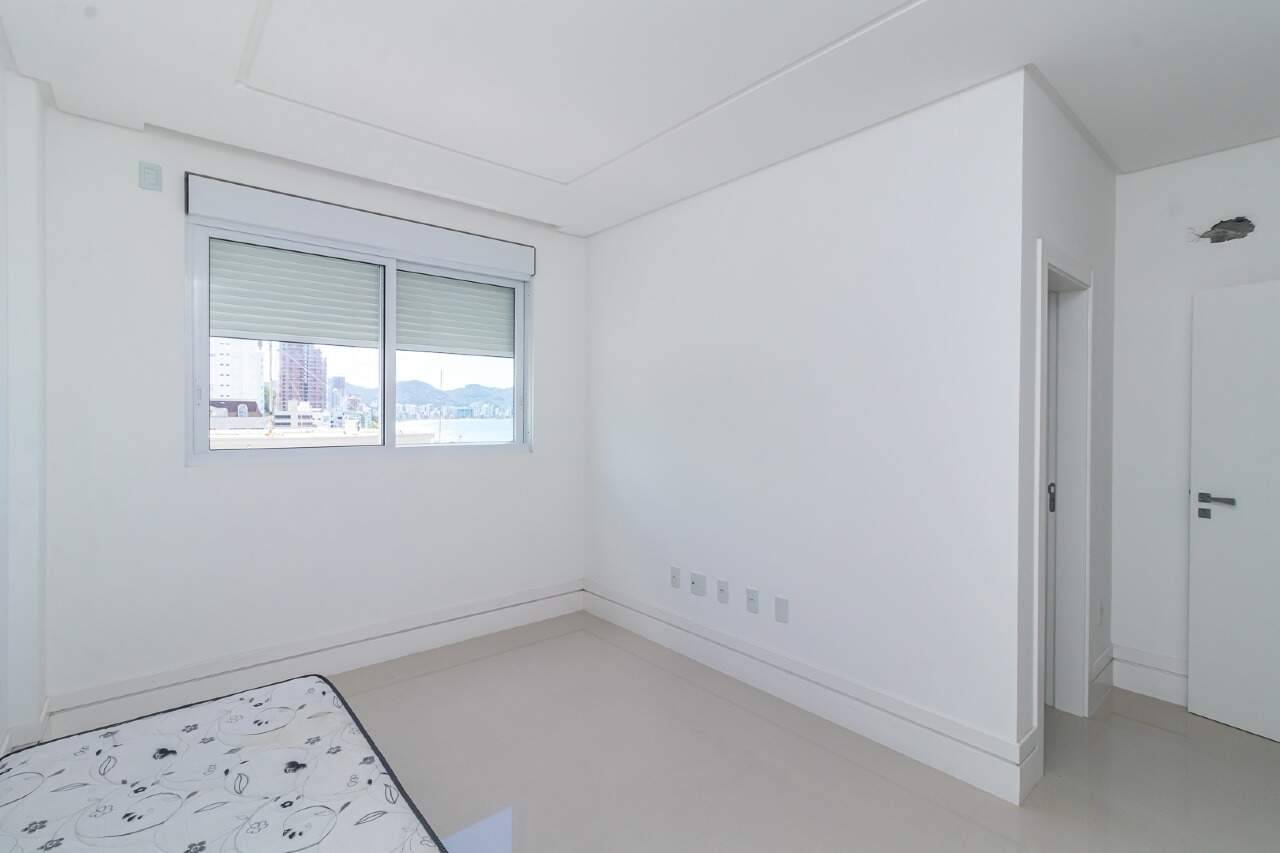 Foto do imóvel Apartamento com Vista Mar no Curt Lorenz em Itapema