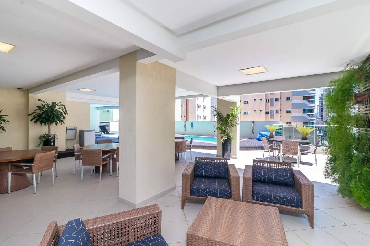 Foto do imóvel Apartamento 5 suítes no Edifício Imperial Palace em Itapema – 300m² mobiliado