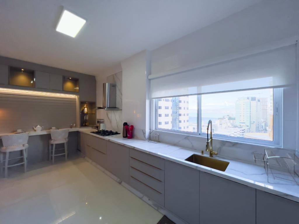 Foto do imóvel Apartamento a venda no Edificio Mount Everest com 04 Quartos sendo 04 Suites em Itapema Meia Praia 