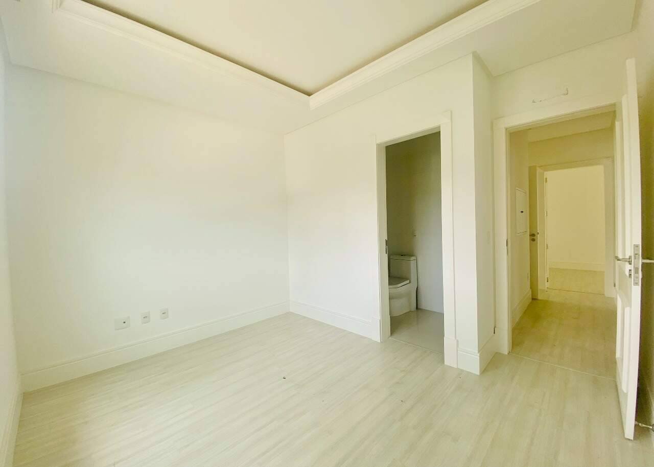 Foto do imóvel Apartamento 3 suítes com vista mar no centro de Itapema – 149m²
