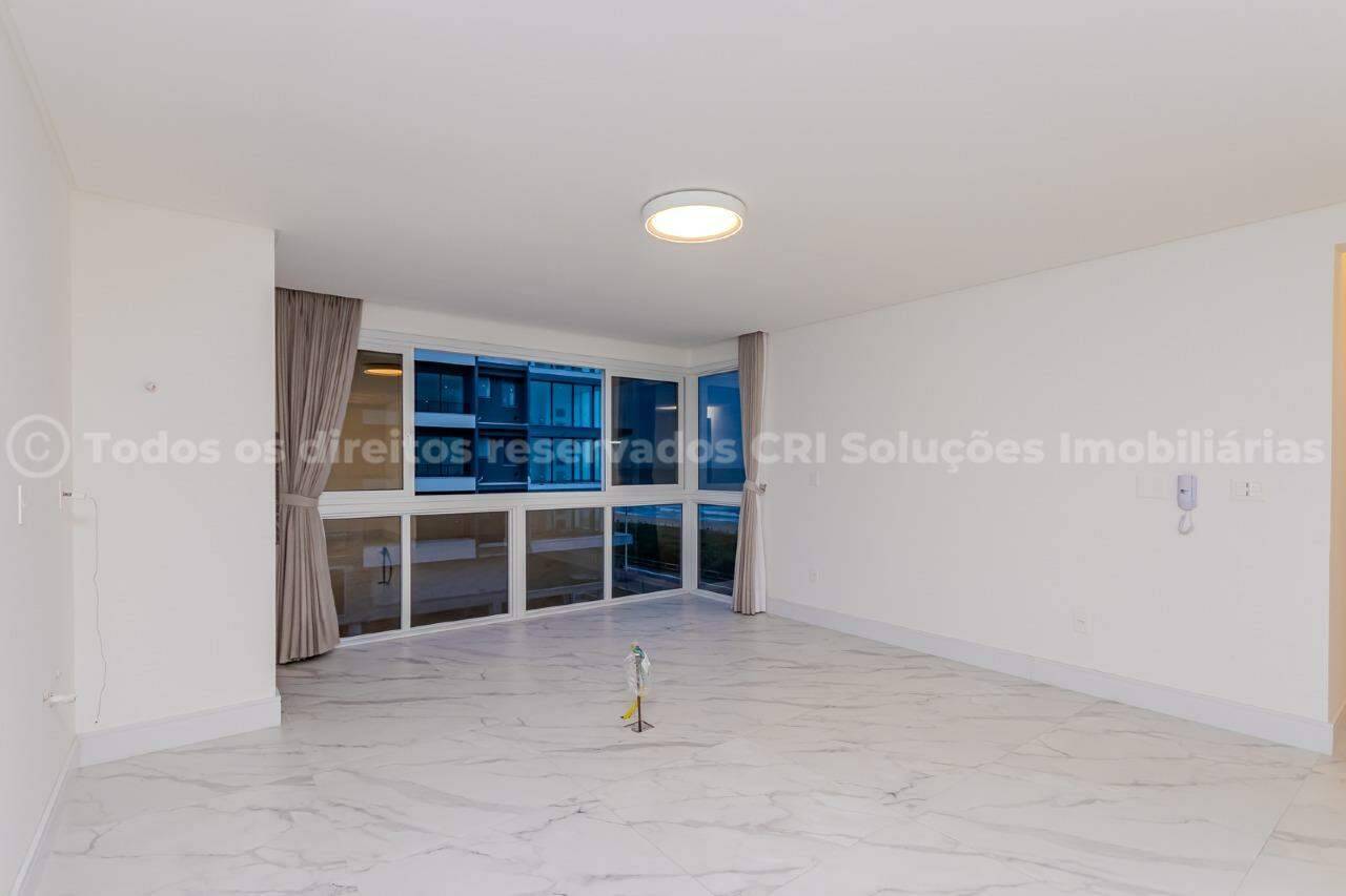 Apartamento Vista Mar com 03 Suítes no Edifício Brava Prime na Praia Brava em Itajaí