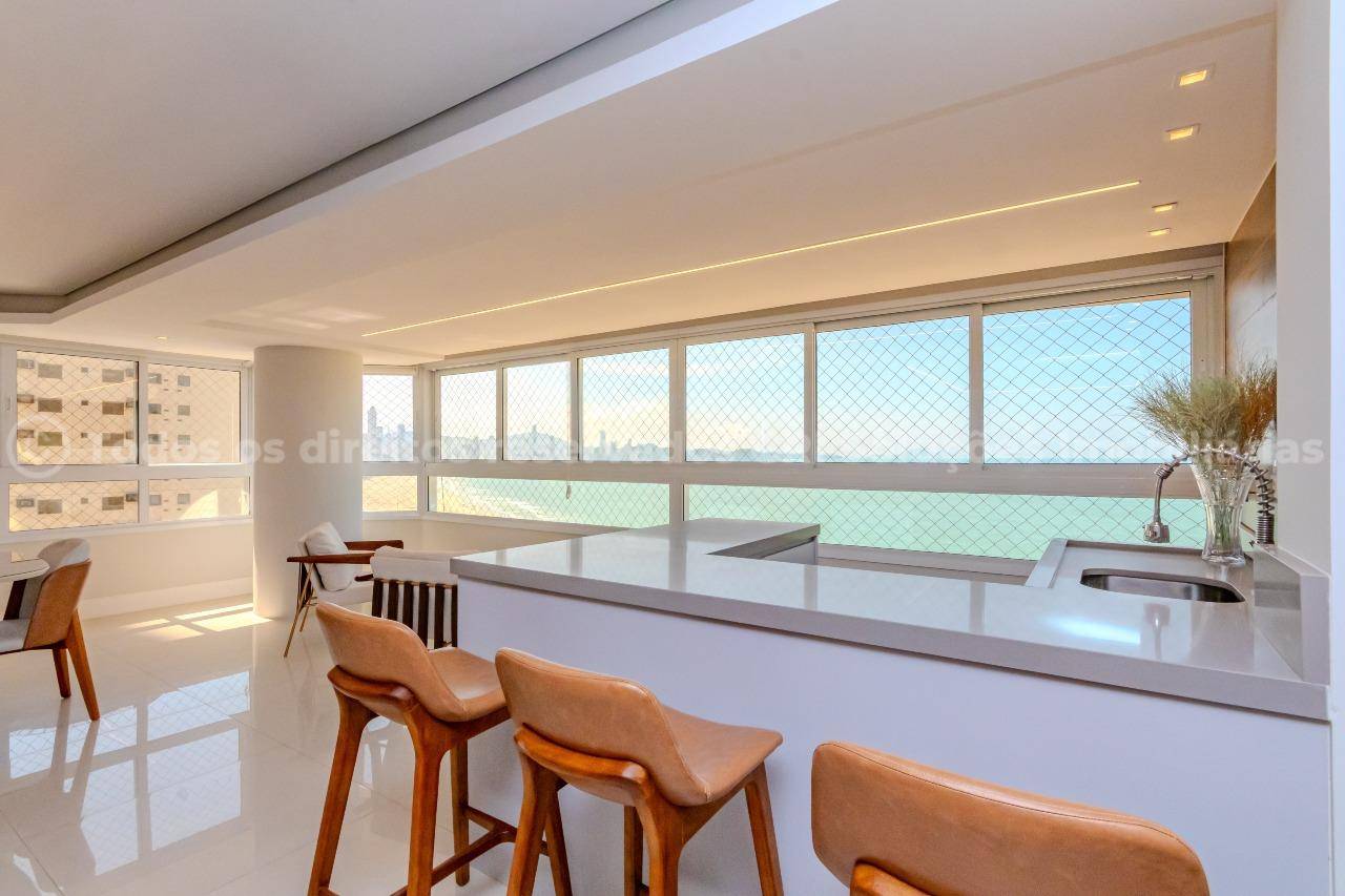 Foto do imóvel Apartamento 4 Suítes Frente Mar no Edifício Noblesse Barra Sul Balneário Camboriú