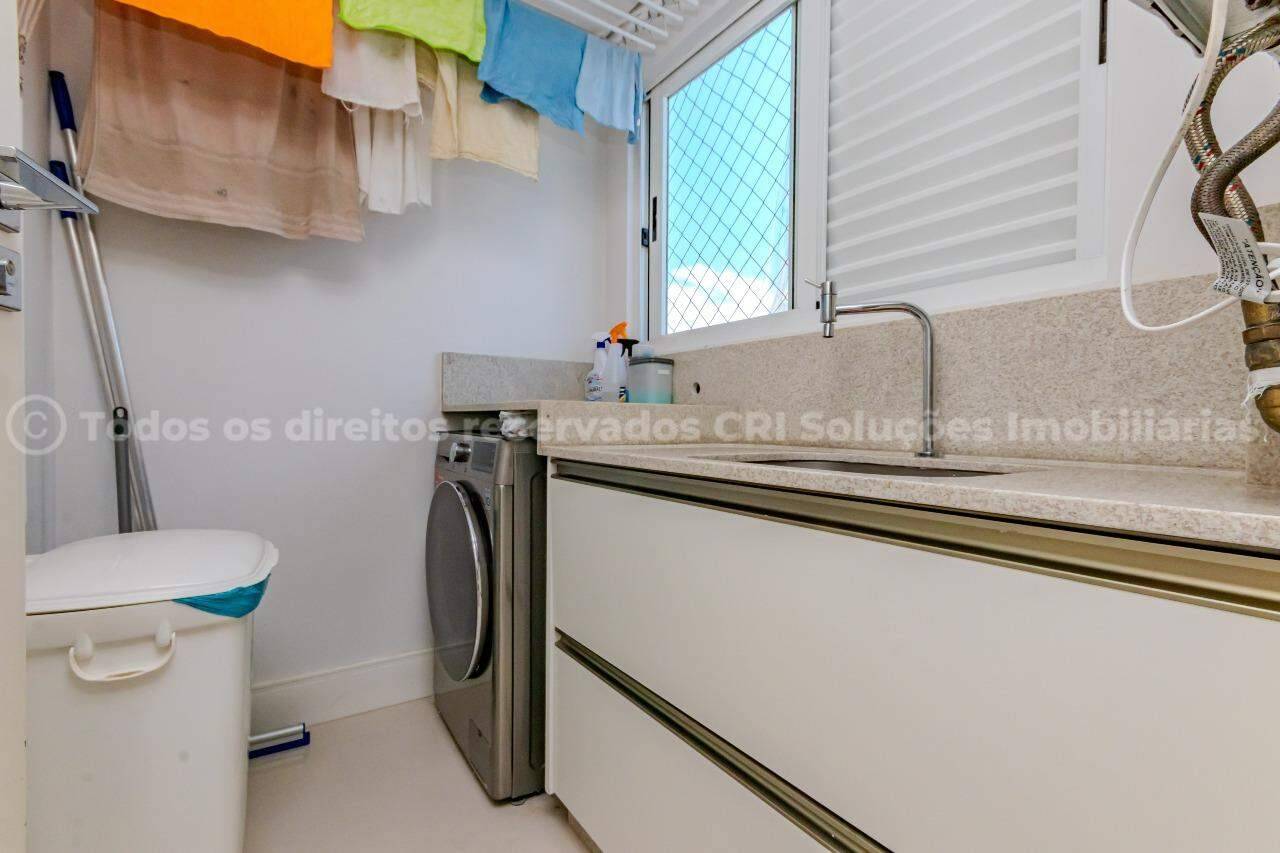 Foto do imóvel Apartamento 4 Suítes Frente Mar no Edifício Noblesse Barra Sul Balneário Camboriú