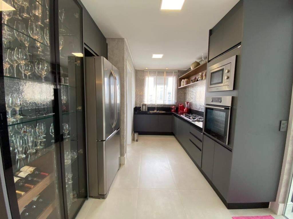 Foto do imóvel Apartamento a venda no Villaggio Del Mare em 03 Quartos sendo 03 Suites em Itapema Meia Praia