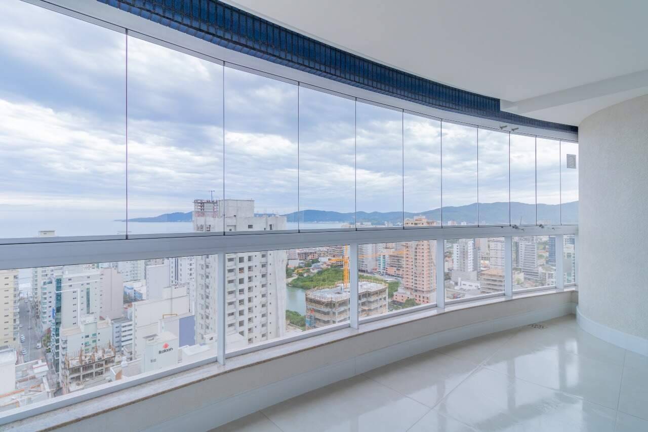 Foto do imóvel Apartamento de 128,50 m² com 3 suítes e varanda gourmet em Meia Praia, Itapema