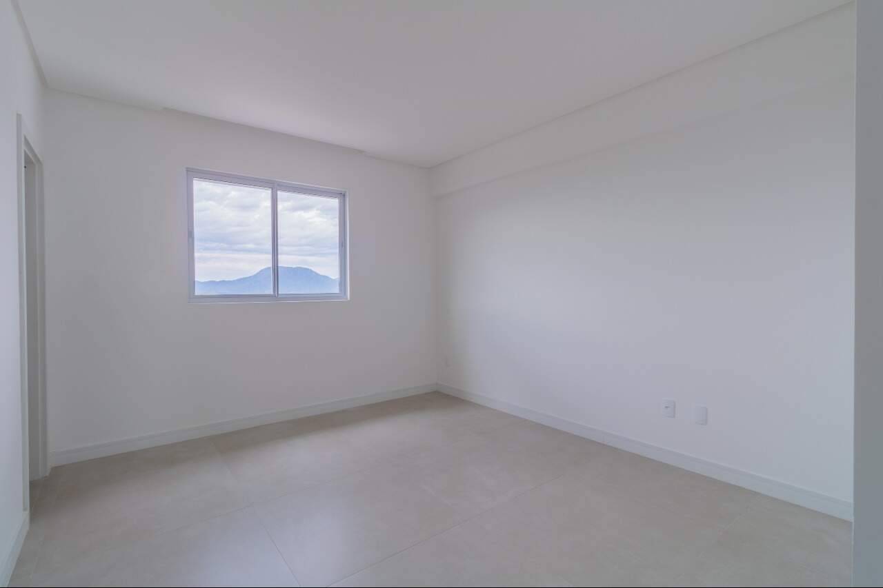 Foto do imóvel Apartamento de 128,50 m² com 3 suítes e varanda gourmet em Meia Praia, Itapema
