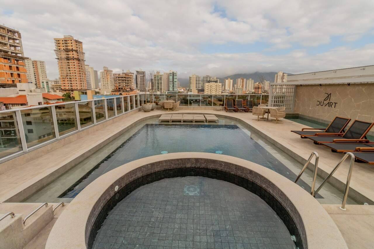 Foto do imóvel Apartamento de 128,50 m² com 3 suítes e varanda gourmet em Meia Praia, Itapema