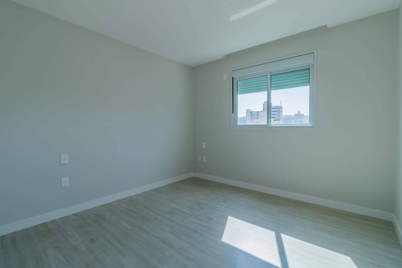 Foto do imóvel Apartamento com 03 suítes no Edifício Exuberance á venda em Balneário Camboriú