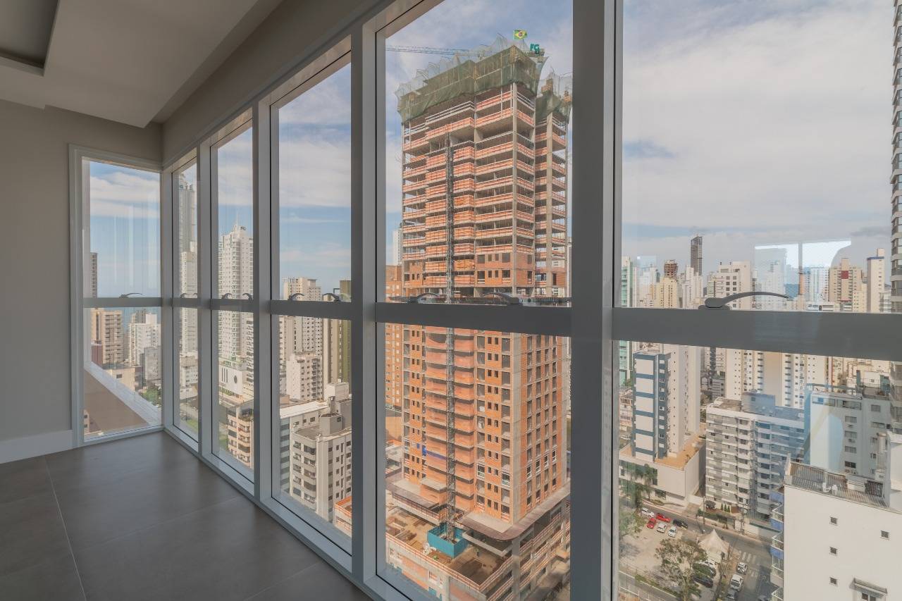 Foto do imóvel Apartamento no Edifício Exuberance Residence com 03 suítes á venda no Centro em Balneário Camboriú