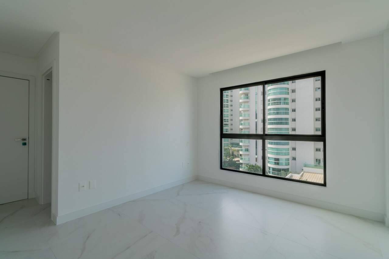 Foto do imóvel Apartamento 3 Suítes à Venda – 152m² na Praia Brava, Itajaí