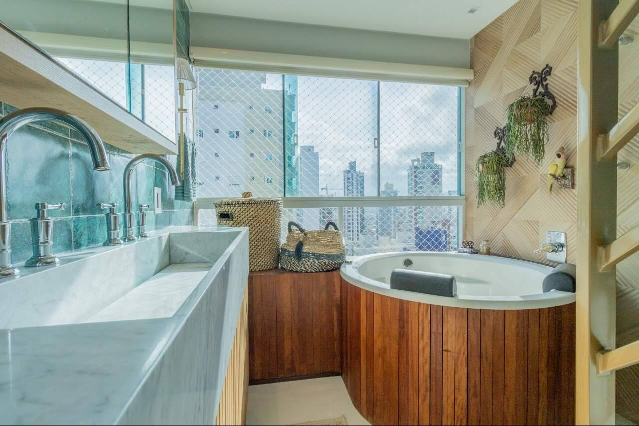 Foto do imóvel Apartamento mobiliado de 03 suítes no Edifício Summerville em Balneário Camboriú 